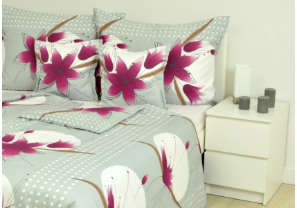 Bavlněný satén Bordová kytka  II. jakost