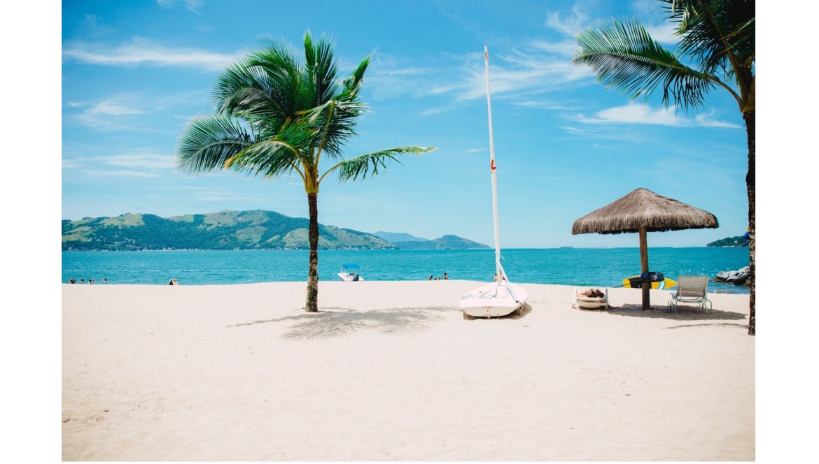 Dovolená 2021: Co si sbalit s sebou k moři?